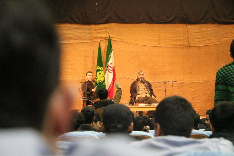 برگزاری جلسه پرسش و پاسخ با جناب آقای وحید جلیلی