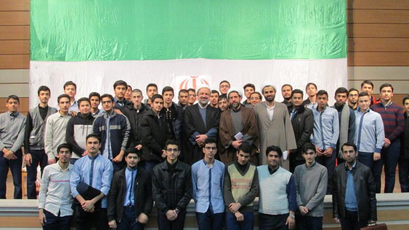 برگزاری جلسه پرسش و پاسخ با حجت الاسلام والمسلمین حمید رسایی