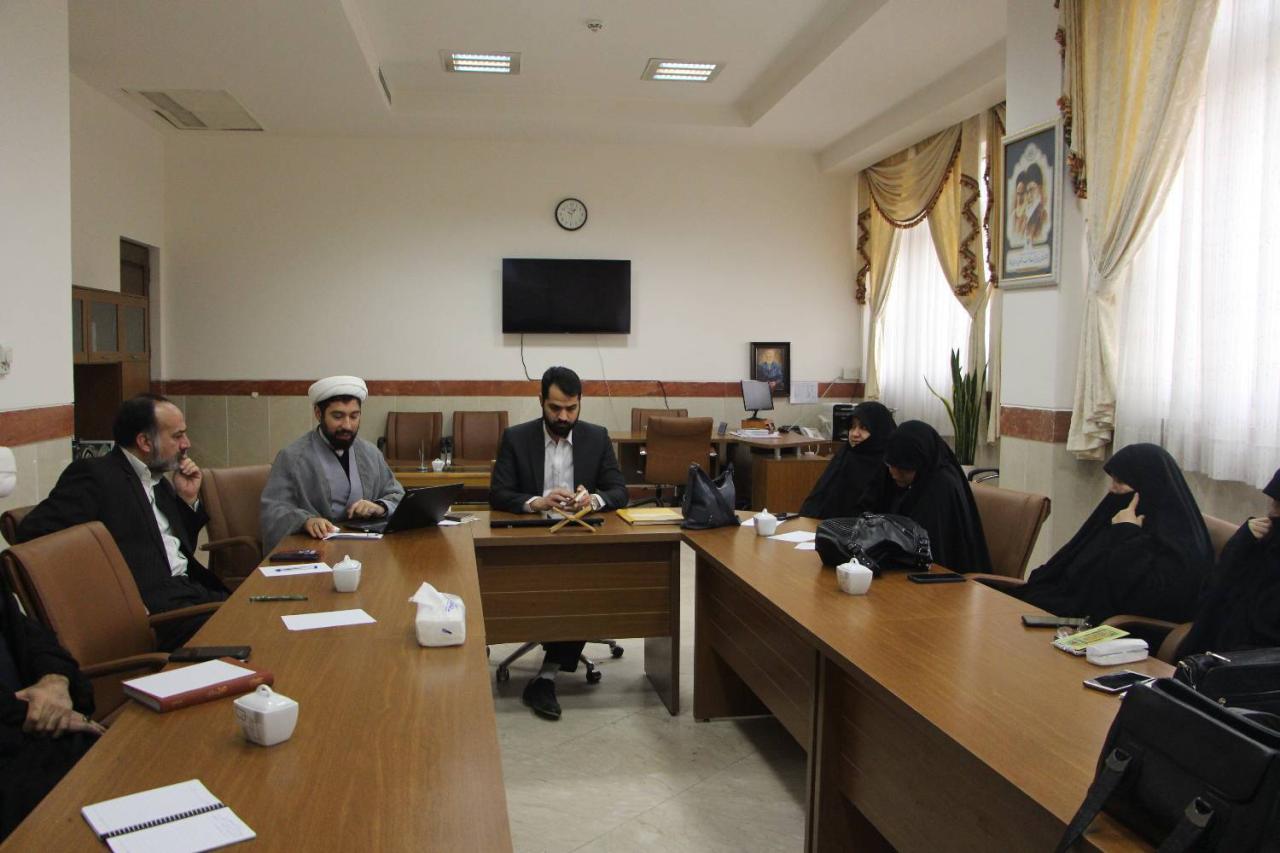 جلسه مدیران مدارس علوم و معارف اسلامی