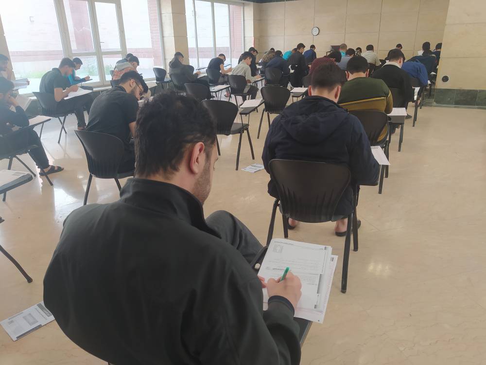 آزمون گزینه دو، شبیه ساز کنکور 